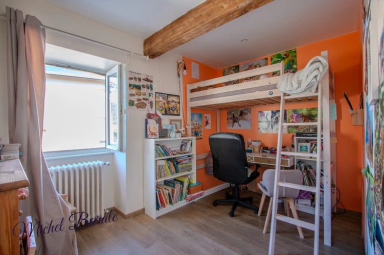 Photos 21 - Rurale - Ferme rénovée 205 m² – 6 chambres – terrain 16 000 m² – géothermie – vue – Montromant (69)