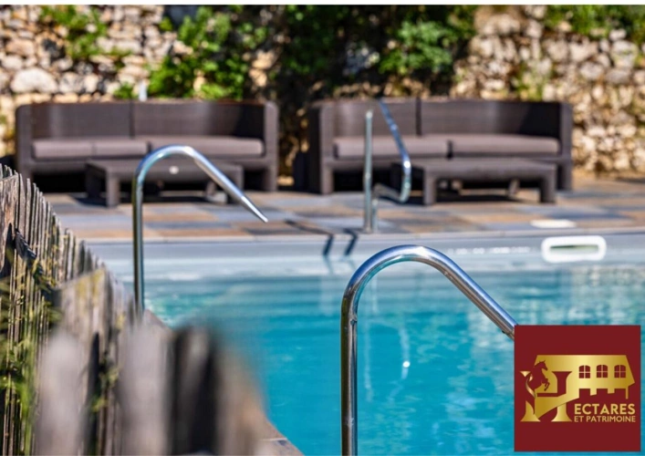 Photos 11 - Prestige - Domaine de 41 hectares, maison de maître et installations équestres en Périgord Vert