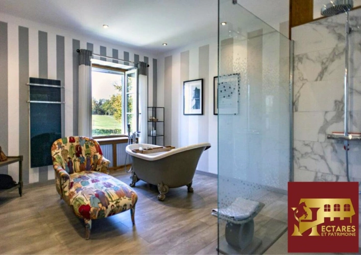 Photos 14 - Prestige - Domaine de 41 hectares, maison de maître et installations équestres en Périgord Vert