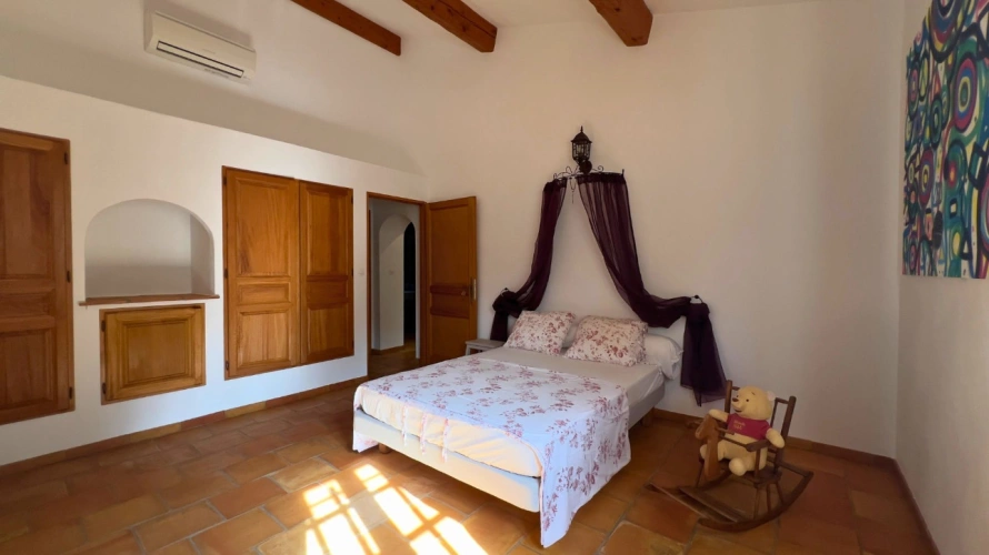 Photos 6 - Équestre - Propriété de caractère de 2 hectares proche du Golfe de St-Tropez (83)