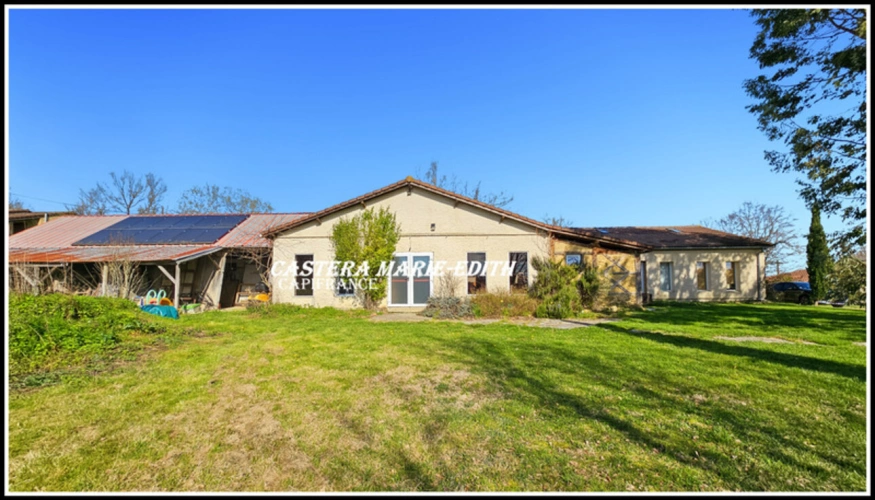 Photos 1 - Prestige - Propriété  - 500 M² habitables 26 PIECES- 12 Chambres avec vue Pyrénées à 6 minutes de Marciac – Maison, gîtes, salle Polyvalente d’événements, cabinet de praticien, Prairies et dépendance