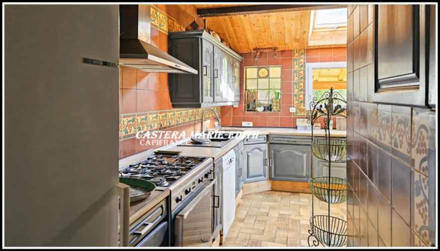 Photos 6 - Prestige - Propriété  - 500 M² habitables 26 PIECES- 12 Chambres avec vue Pyrénées à 6 minutes de Marciac – Maison, gîtes, salle Polyvalente d’événements, cabinet de praticien, Prairies et dépendance