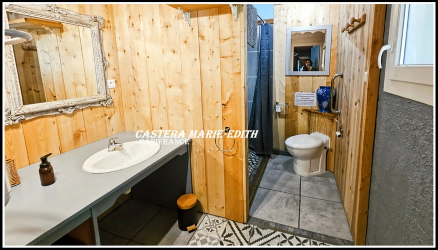 Photos 24 - Prestige - Propriété  - 500 M² habitables 26 PIECES- 12 Chambres avec vue Pyrénées à 6 minutes de Marciac – Maison, gîtes, salle Polyvalente d’événements, cabinet de praticien, Prairies et dépendance