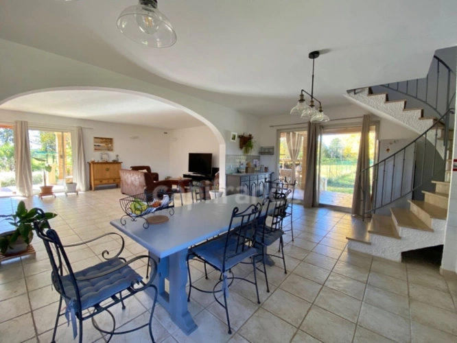 Photos 4 - Touristique - Dpt Gard (30), à vendre 5mn d'UZES, Belle propriété RP, chambres d'hôtes et gîte, piscine, parc 5 000 m2