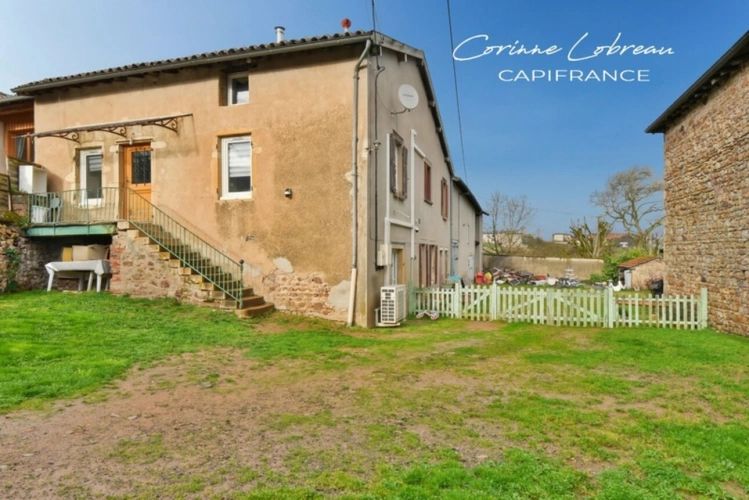 Photos 1 - Rurale - Proprieté à vendre à REGNIE DURETTE