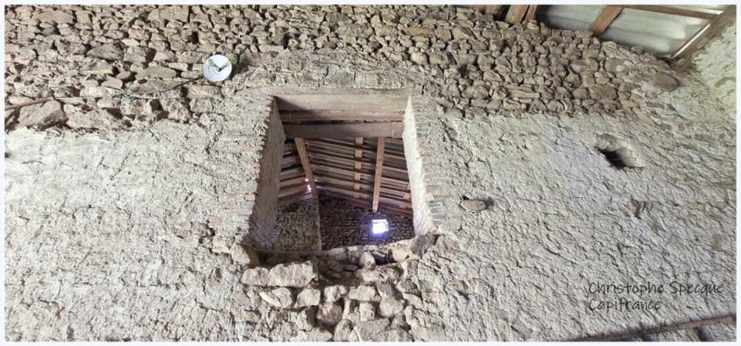 Photos 9 - Rurale - Grange à vendre  CHABRELOCHE (63)