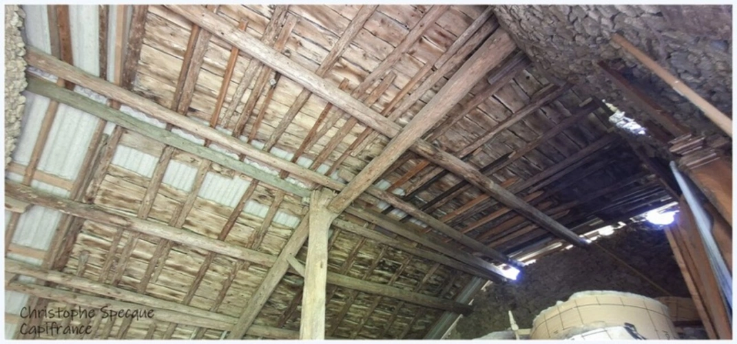 Photos 14 - Rurale - Grange à vendre  CHABRELOCHE (63)