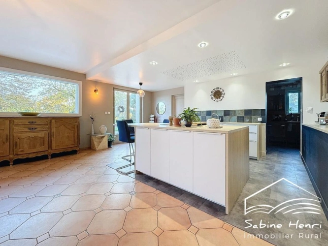 Photos 14 - Touristique - Belle propriété de 5 chambres avec pool house aménagé sur 1