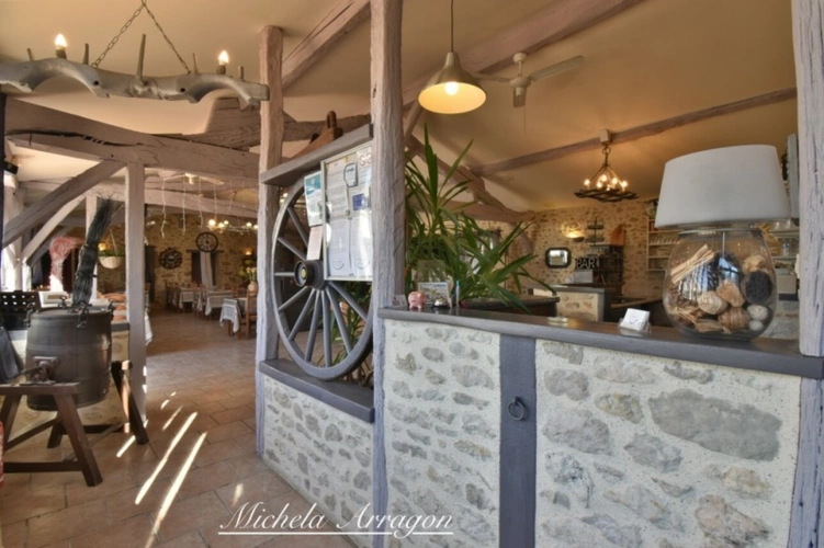 Photos 6 - Prestige - Domaine touristique / village vacances à vendre – 25 gîtes indépendants – restaurant – piscine – spa – 12 ha – Dordogne Lot – investissement hôtelier (47)