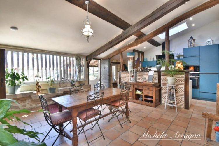 Photos 17 - Prestige - Domaine touristique / village vacances à vendre – 25 gîtes indépendants – restaurant – piscine – spa – 12 ha – Dordogne Lot – investissement hôtelier (47)