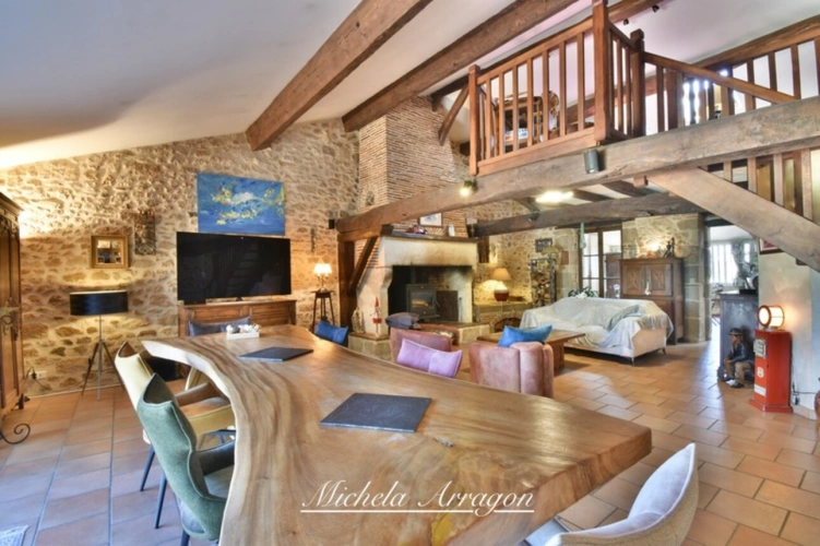 Photos 21 - Prestige - Domaine touristique / village vacances à vendre – 25 gîtes indépendants – restaurant – piscine – spa – 12 ha – Dordogne Lot – investissement hôtelier (47)