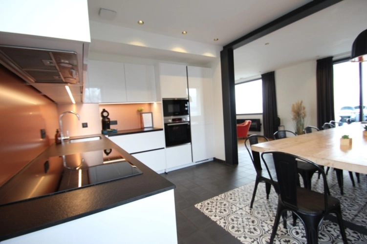 Photos 4 - Prestige - Propriété d’exception au bord du Lac Léman – Vue panoramique et accès direct à la plage MAXILLY SUR LEMAN (74)