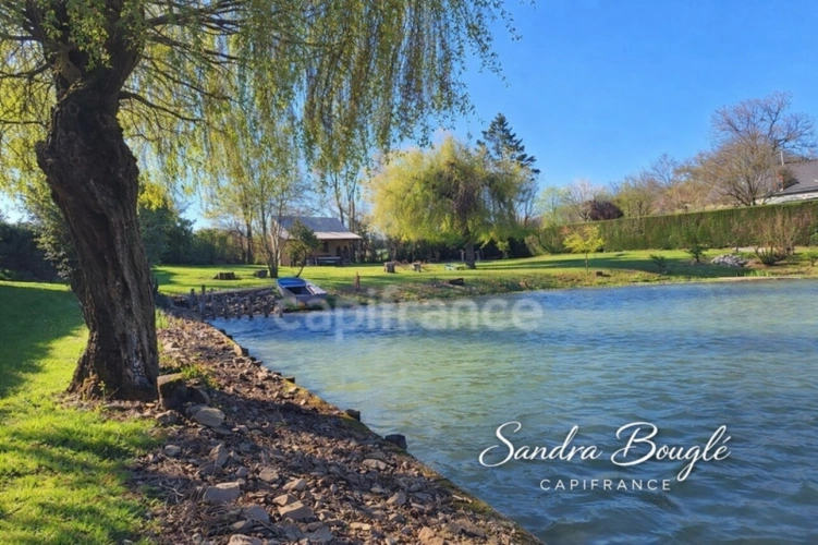 Photos 1 - Rurale - Terrain avce étang à MONTIGNE LE BRILLANT (53)