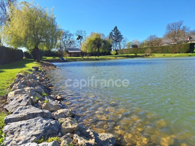 Photos 5 - Rurale - Terrain avce étang à MONTIGNE LE BRILLANT (53)