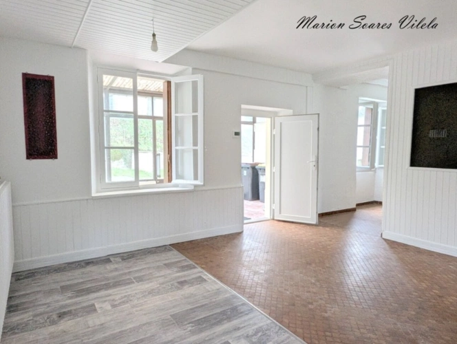 Photos 11 - Touristique - Ensemble immobilier composé de 2 maisons accolées sur beau terrain de plus de 900 m² à Provins