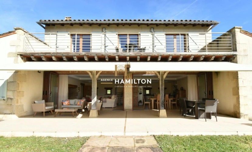 Photos 4 - Touristique - Maison et dépendances