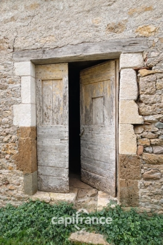 Photos 3 - Prestige - Ancienne ferme de tabac à réinventer – Maison en pierres, grange et séchoir