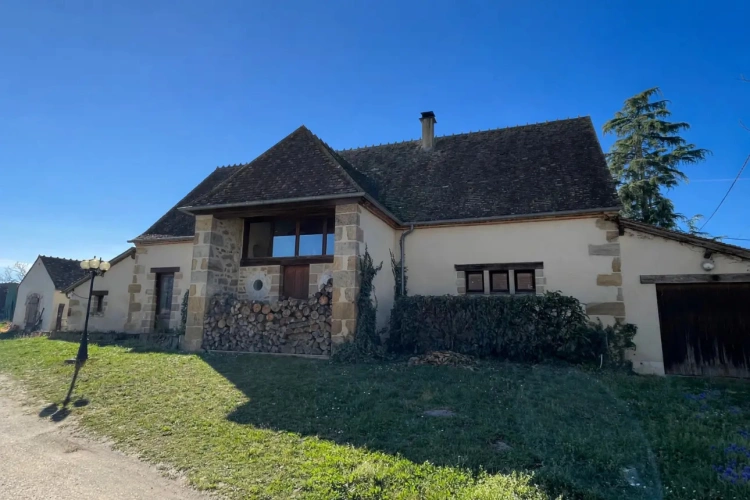 Photos 1 - Rurale - Grange rénovée sur 4 ha de terrain, avec hangar et étang