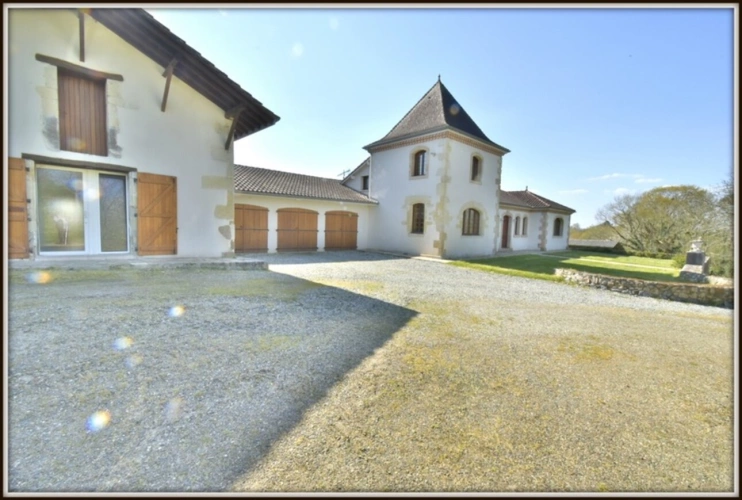 Photos 23 - Équestre - PROPRIETE 13 Ha - MAISON DE MAITRE + APPARTEMENT - CLASSE ENERGIE B