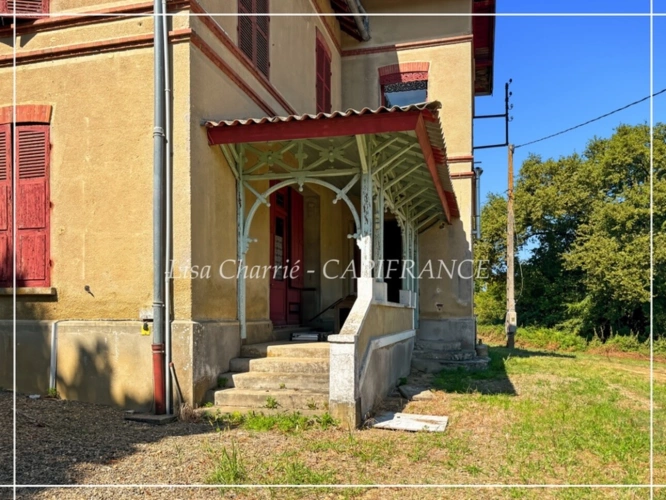 Photos 14 - Prestige - Propriete à vendre 14 pièces LE HOUGA (32) de 215 m2 habitables à rénover, sur 11949 m2 de terrain, dépendances