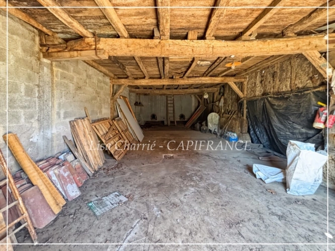 Photos 26 - Prestige - Propriete à vendre 14 pièces LE HOUGA (32) de 215 m2 habitables à rénover, sur 11949 m2 de terrain, dépendances