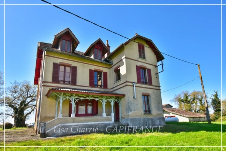 Photos 28 - Prestige - Propriete à vendre 14 pièces LE HOUGA (32) de 215 m2 habitables à rénover, sur 11949 m2 de terrain, dépendances