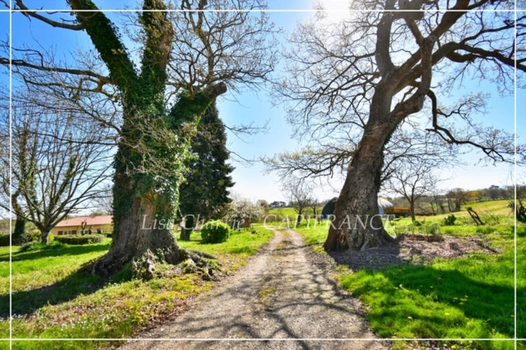 Photos 40 - Prestige - Propriete à vendre 14 pièces LE HOUGA (32) de 215 m2 habitables à rénover, sur 11949 m2 de terrain, dépendances