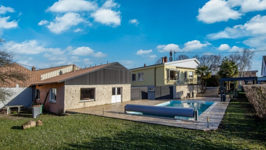 Photos 9 - Prestige - Propriété avec piscine à vendre 8 pièces MERXHEIM (68)