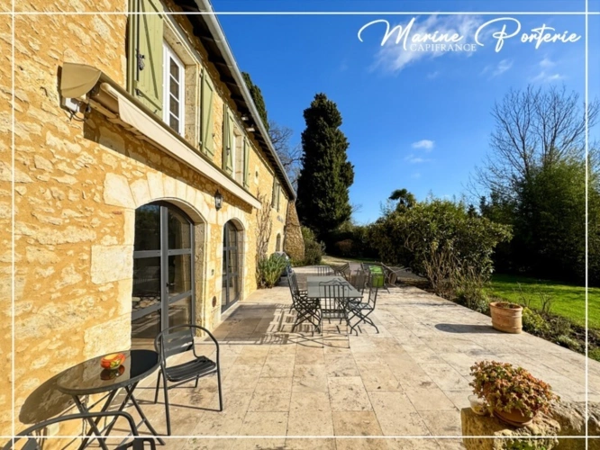 Photos 21 - Prestige - Propriété de charme en pierre – volumes exceptionnels – piscine – vue dégagée – proche Auch