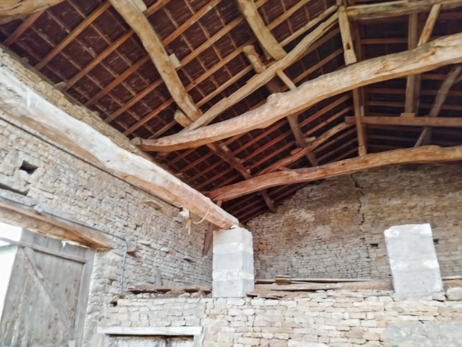 Photos 2 - Rurale - Grange à vendre Uchizy proche de Tournus (71)