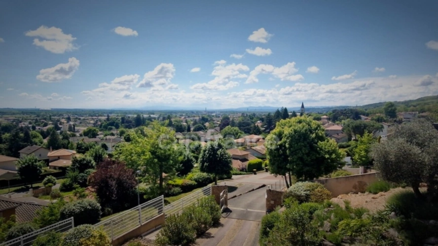 Photos 9 - Prestige - BEYNOST propriété de 220m2 avec vue panoramique sur 1900m2 de terrain à vendre  (01)