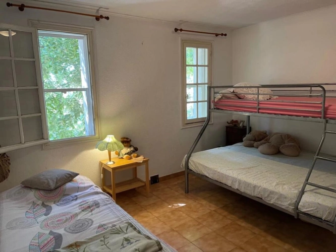 Photos 13 - Rural - House