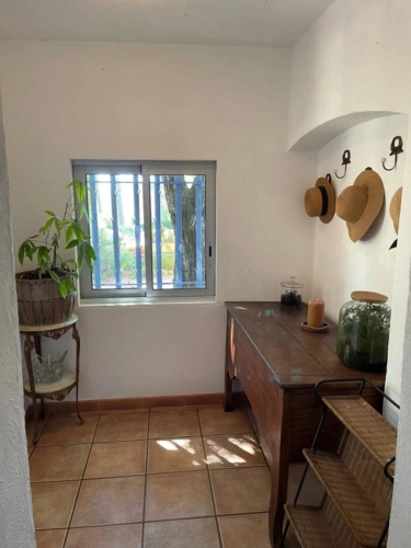 Photos 19 - Rural - House