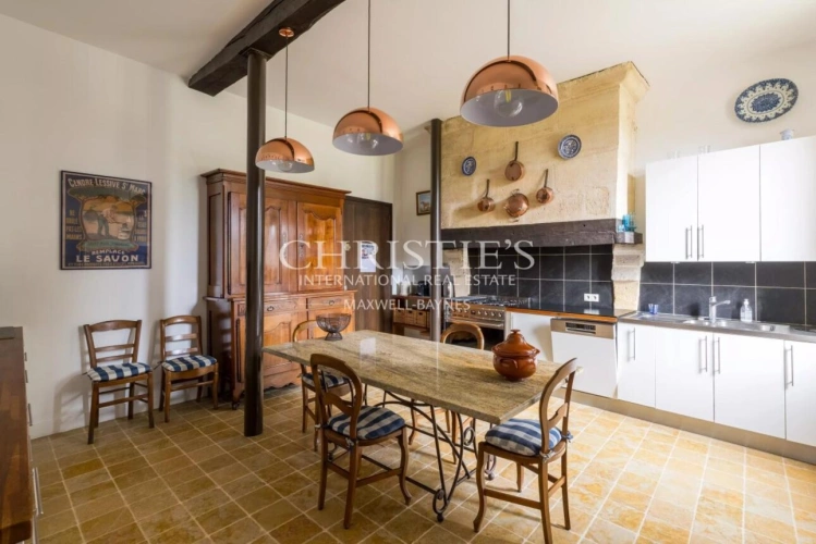 Photos 14 - Viticole - Magnifique Château historique avec une petite activité viticole en AOP Bordeaux Supérieur à proximité de Bordeaux / Saint-Émilion