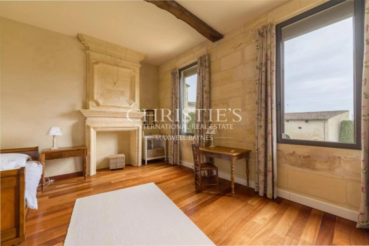 Photos 27 - Viticole - Magnifique Château historique avec une petite activité viticole en AOP Bordeaux Supérieur à proximité de Bordeaux / Saint-Émilion