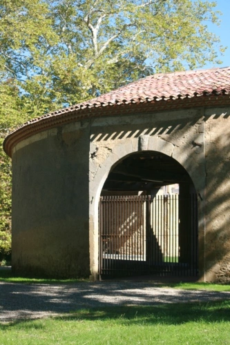 Photos 50 - Prestige - MARCIAC (32): Beau CHATEAU dominant sur 8ha ideal accueil public, EVENEMENTIEL, résidence séniors, communauté, habitat partagé