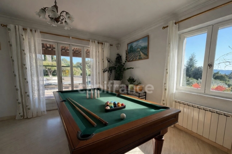 Photos 6 - Prestige - Proprieté de 150 m2 avec dépendance à vendre 7 pièces LAURIS (84)