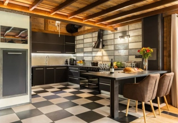 Photos 46 - Prestige - ENSEMBLE ALPIN ULTRA-PREMIUM de 3 400 m² à TIGNES (73) 5 Chalets haut de gamme , accès ski au pied, vue, piscine