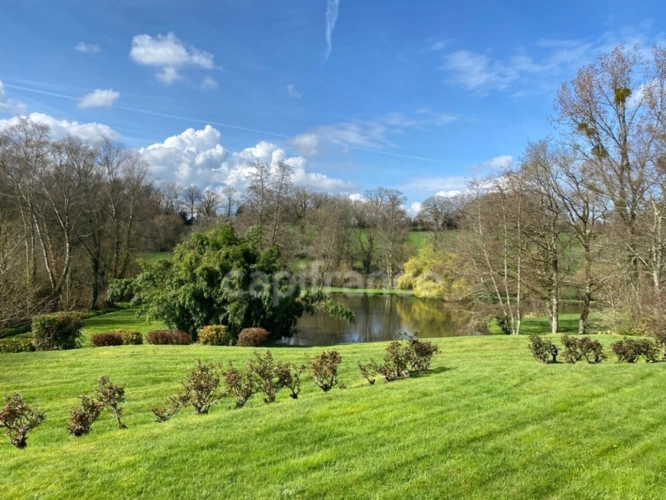 Photos 3 - Prestige - Un écrin de nature rare, entre étang et ruisseau, en plein cœur d’Elven et sans vis à vis