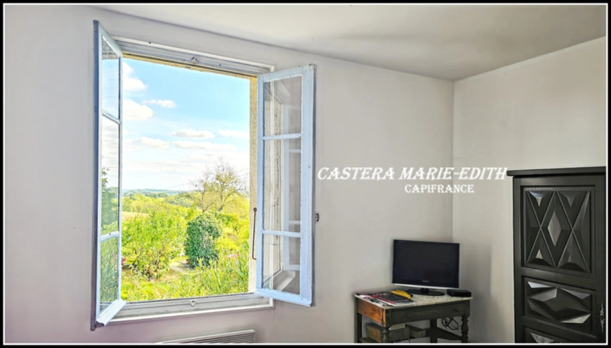 Photos 4 - Prestige - Propriete à vendre-Maison 7 pièces + bâtiments- 85,61 HECTARES  proche de VIC FEZENSAC (32)