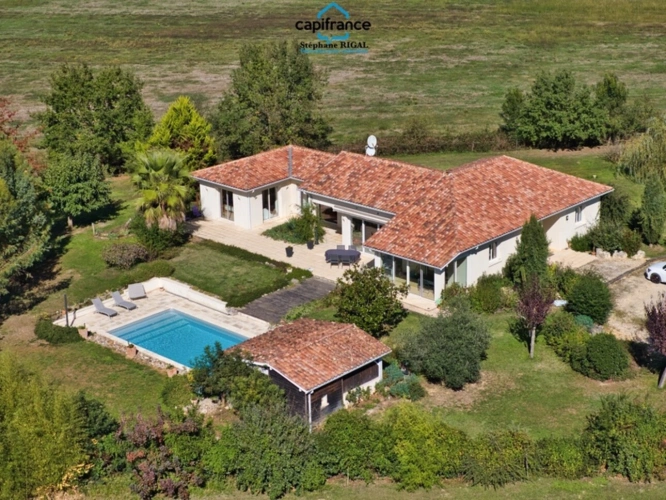 Photos 32 - Rural - Property for sale 6 rooms SALLES (47) House of 190 m2 on 8922m2 of land