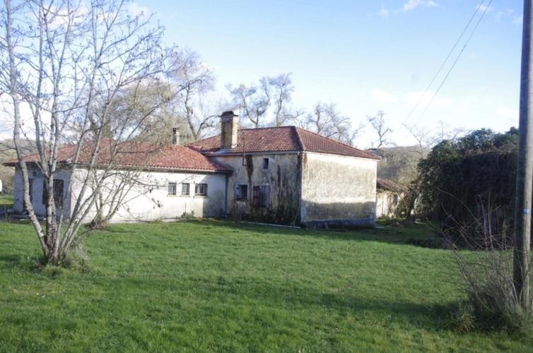 Photos 19 - Rurale - Propriété  6 pièces + dépendances sur 19 HA de terrain à vendre LAGRAULET DU GERS