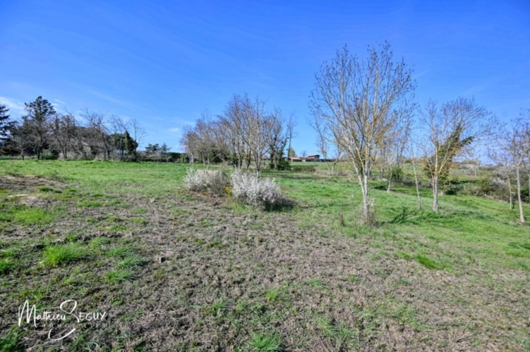 Photos 31 - Tourist - Ancien Moulin sur 1,3 Ha de terrain à MESSIMY (69)