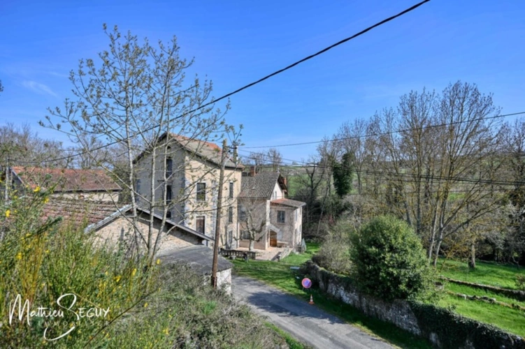 Photos 36 - Tourist - Ancien Moulin sur 1,3 Ha de terrain à MESSIMY (69)