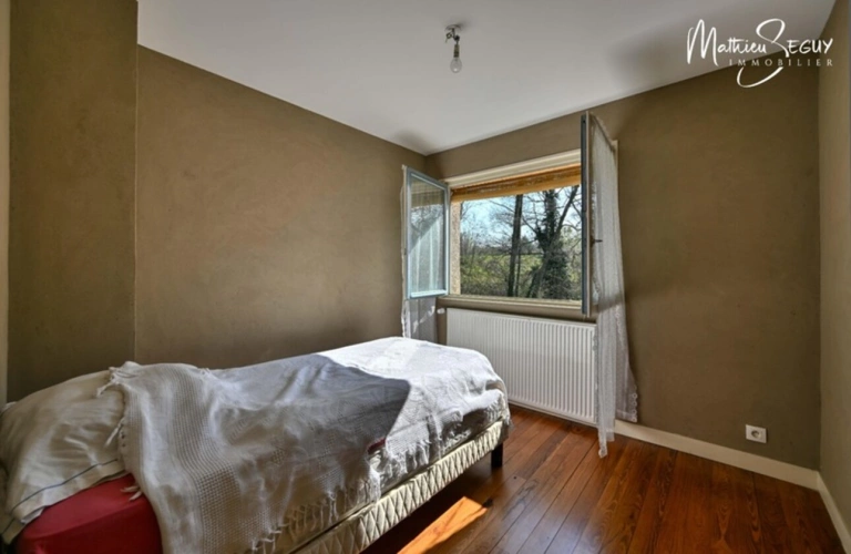 Photos 56 - Tourist - Ancien Moulin sur 1,3 Ha de terrain à MESSIMY (69)