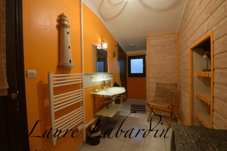 Photos 47 - Touristique - Domaine à vendre comprenant, une maison, des chambres d'hôtes et 2 appartements sur plus d'un hectare à SAINTE BAZEILLE (47)