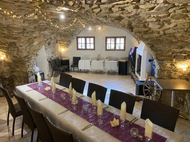 Photos 4 - Touristique - À VENDRE – CAMPING 4**** FDC et TERRAIN 7HA – 100 EMPLACEMENTS DONT 70 EXPLOITES, CA 300KE