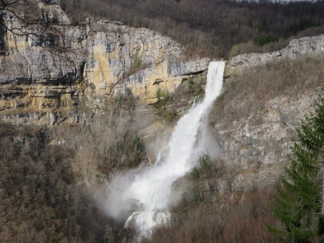 Photos 24 - Rural - Terrain de loisir à vendre  CHALEY (01) 204 m² avec carport
