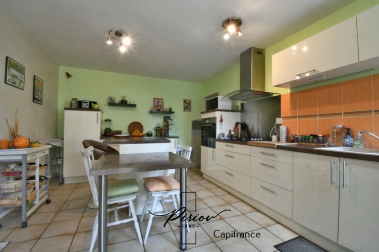 Photos 15 - Rurale - Propriété 5 chambres, dépendances, proche commerces et services