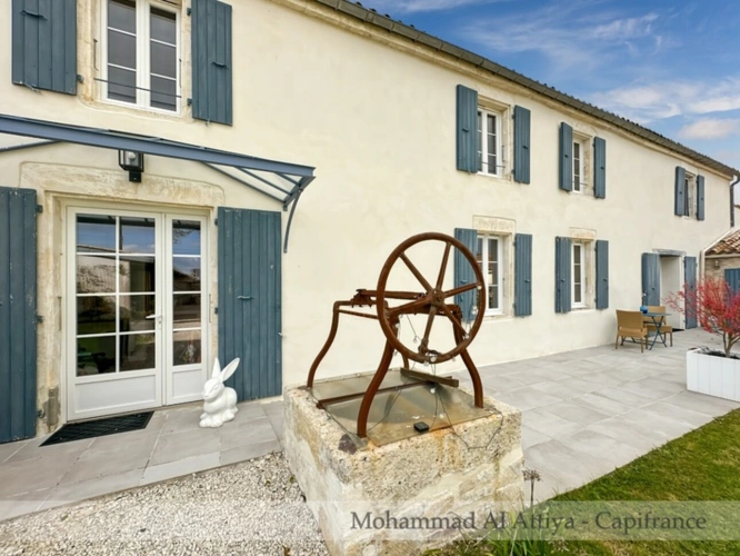 Photos 31 - Prestige - Magnifique propriété familiale avec gîte, studio et piscine à quelques minutes de La Rochelle (17)